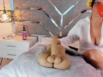 Slut-Milf webcam model stream image