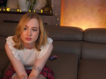 suannedoriean webcam chaturbate model stream image