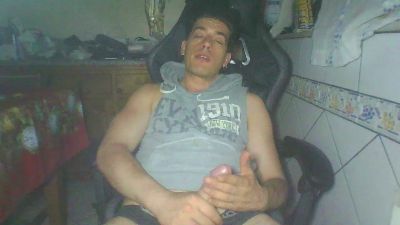FrankieBully webcam model stream image