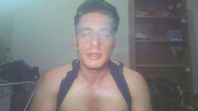 FrankieBully webcam model stream image