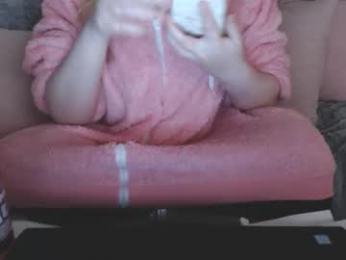 lushcutie webcam model stream image