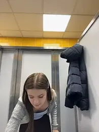 KittyQueeny webcam model stream image