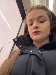 KittyQueeny webcam model stream image