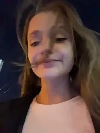 KittyQueeny webcam model stream image