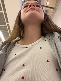 KittyQueeny webcam model stream image