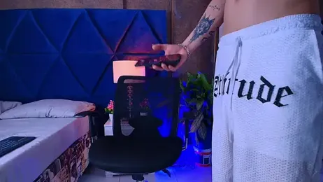 Lion_Foster01 webcam model stream image