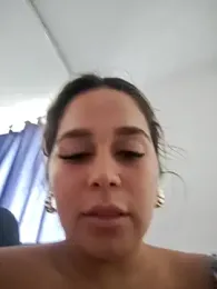 LaurenWelly_ webcam model stream image