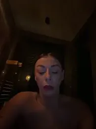 SexOnMyLvL webcam model stream image