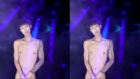 AOA-boy webcam model stream image