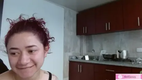 abril_love2 webcam stripchat model stream image