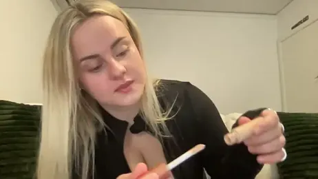 bigboobybaby@xh webcam model stream image