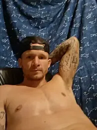 KingClouded webcam stripchat model stream image