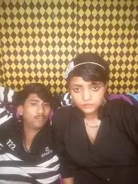 Freakingromance webcam model stream image