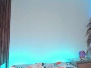 courtneygrey webcam model stream image