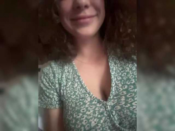Magdaliina webcam model stream image