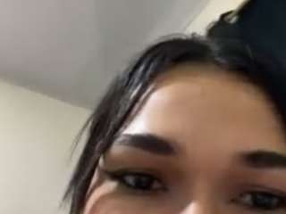 katemoos webcam model stream image
