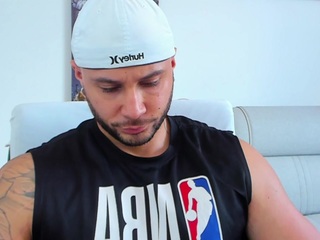 Luke Siner webcam flirt4free model stream image