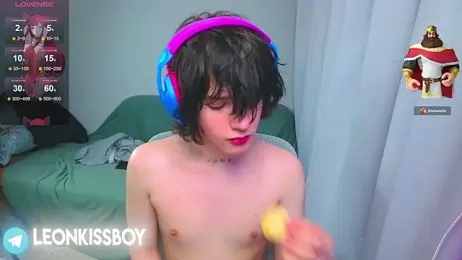 LeonBoykisser webcam model stream image