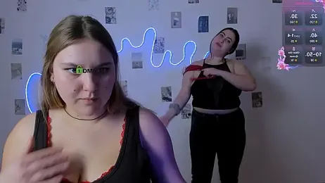 dina_bloom_ webcam model stream image