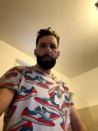 Michel_huge webcam model stream image