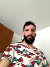 Michel_huge webcam model stream image