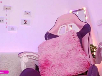LiaTomson webcam model stream image