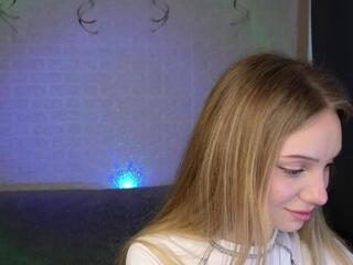 Sandra Bay webcam model stream image
