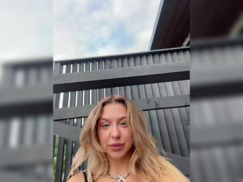 MistressX555 webcam model stream image