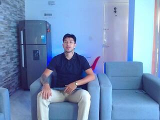 Mateo Rreal webcam model stream image