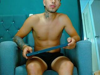 Mateo Rreal webcam model stream image