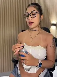Sarasanders_4 webcam model stream image