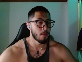 Thomas Spilios webcam model stream image