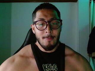 Thomas Spilios webcam model stream image