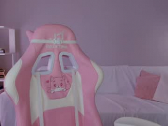 leahsthetics webcam model stream image