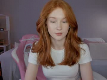 leahsthetics webcam model stream image