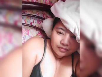 CesszZ webcam bongacams model stream image