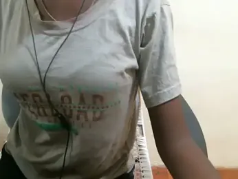 tamilharini webcam model stream image