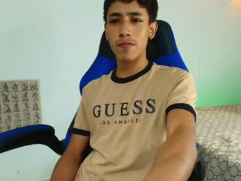 ostin_18hot webcam model stream image