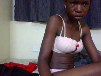 SexyMe- webcam bongacams model stream image