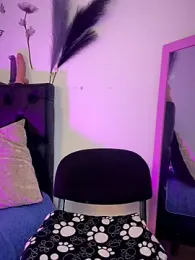 Katy_bratz_ webcam model stream image