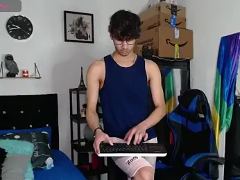 Gael_Jones webcam model stream image