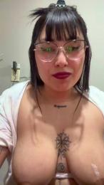 Lareyni26 webcam cam4 model stream image