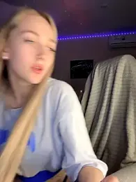 Good__Girl_ webcam stripchat model stream image