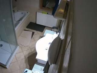 voyeurcam-julmodels-bath-2nd-2 webcam model stream image