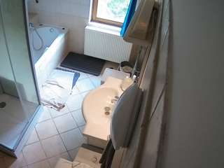 voyeurcam-julmodels-bath-2nd-2 webcam model stream image