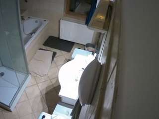 voyeurcam-julmodels-bath-2nd-2 webcam model stream image