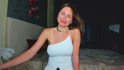 Beatrice_Brise webcam model stream image
