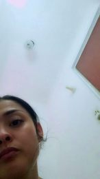 MoonKawaii webcam model stream image