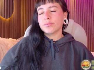 lucysmith7 webcam model stream image