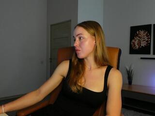 Sydney Sweets webcam model stream image